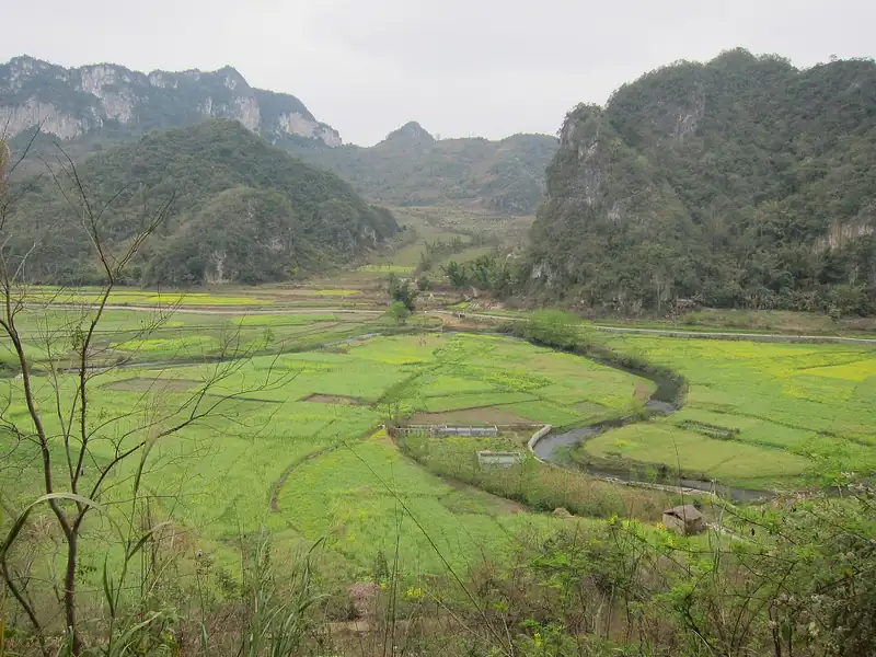Walk Bamei's two-hour loop through the fields