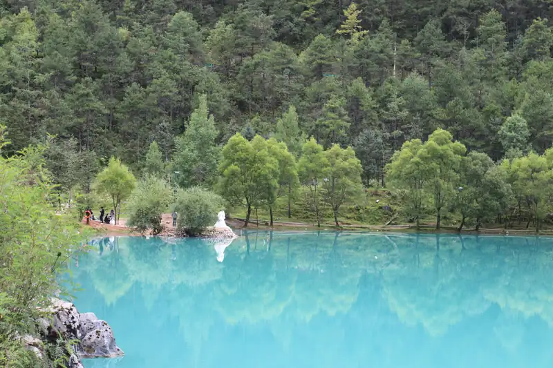 Blue Moon Valley (Lembah Bulan Biru)