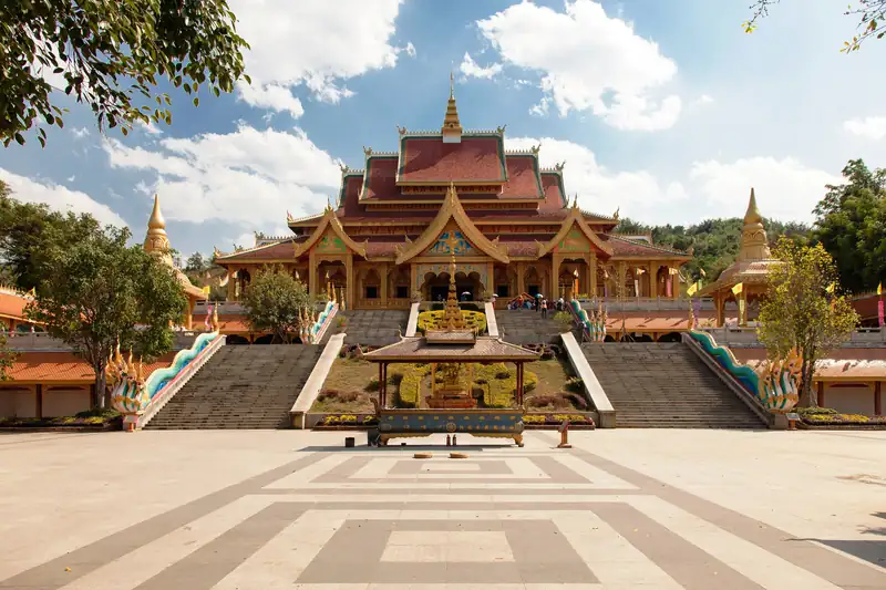 Kuil Buddha Besar Mengle (Kawasan Pelancongan Budaya Mengle)
