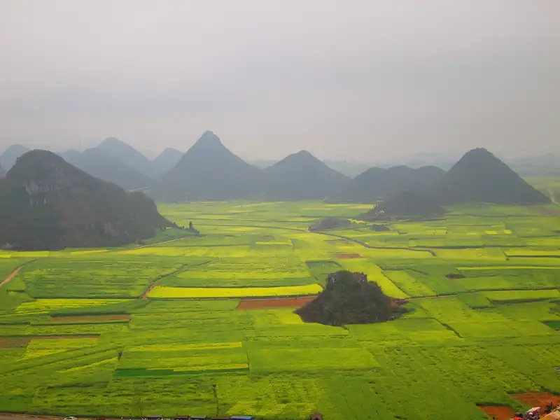 Jinji Peaks at sunrise from the Laojianshan viewpoint